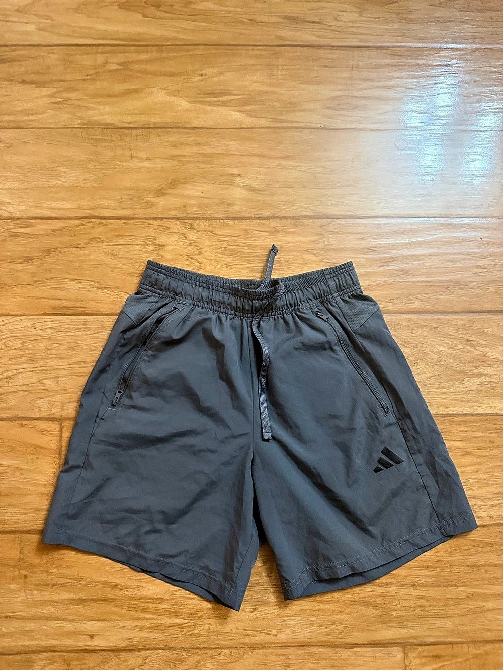 NWOT adidas Workout Essentials Feelready Shorts Gray Medium
